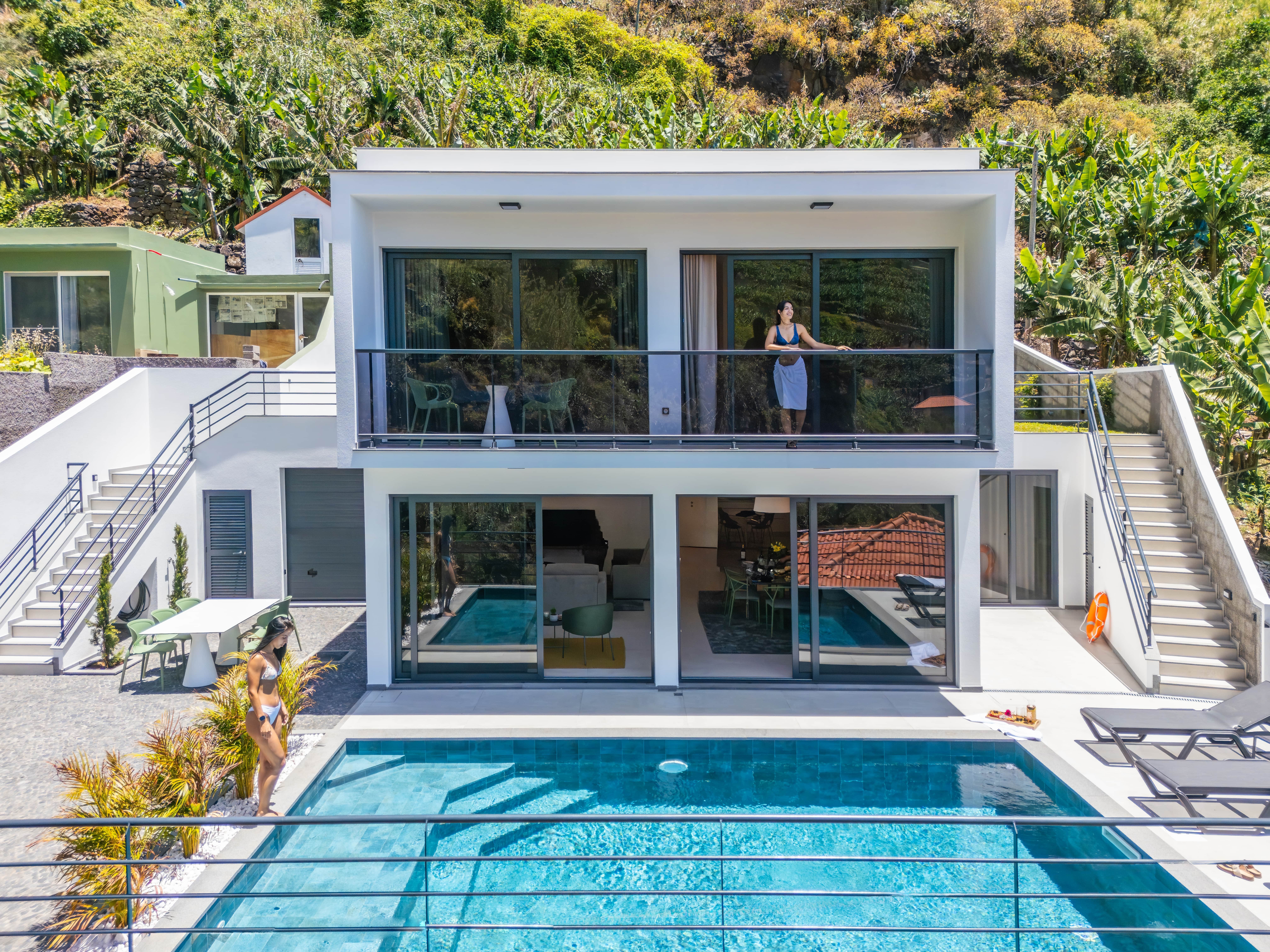 atlantic-pebble-villa-outdoors